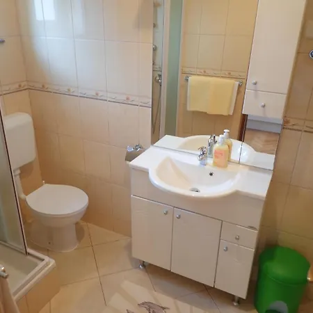 公寓 Sidro On The Beachfront