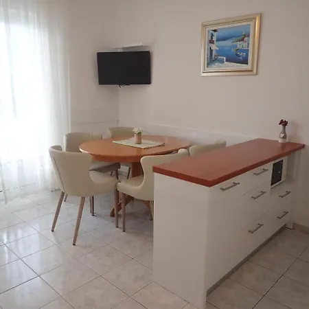 Sidro On The Beachfront *