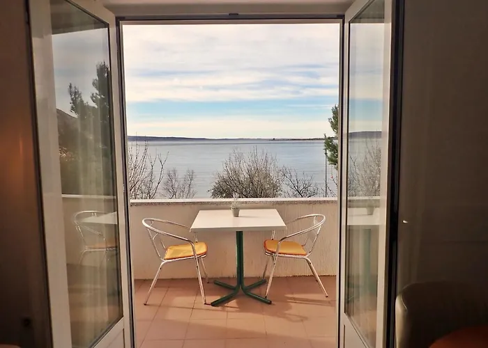 Sidro On The Beachfront