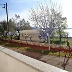 Sidro On The Beachfront Appartamento *