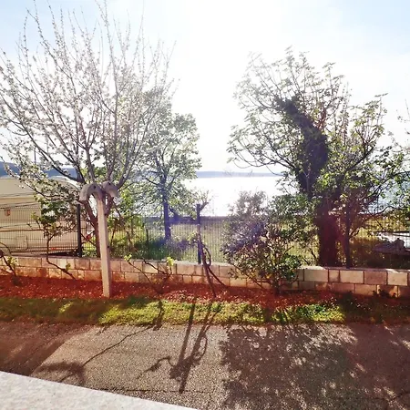 Apartment Sidro On The Beachfront
