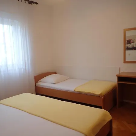 Sidro On The Beachfront Apartment Starigrad Paklenica