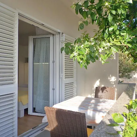 Sidro On The Beachfront Starigrad Paklenica